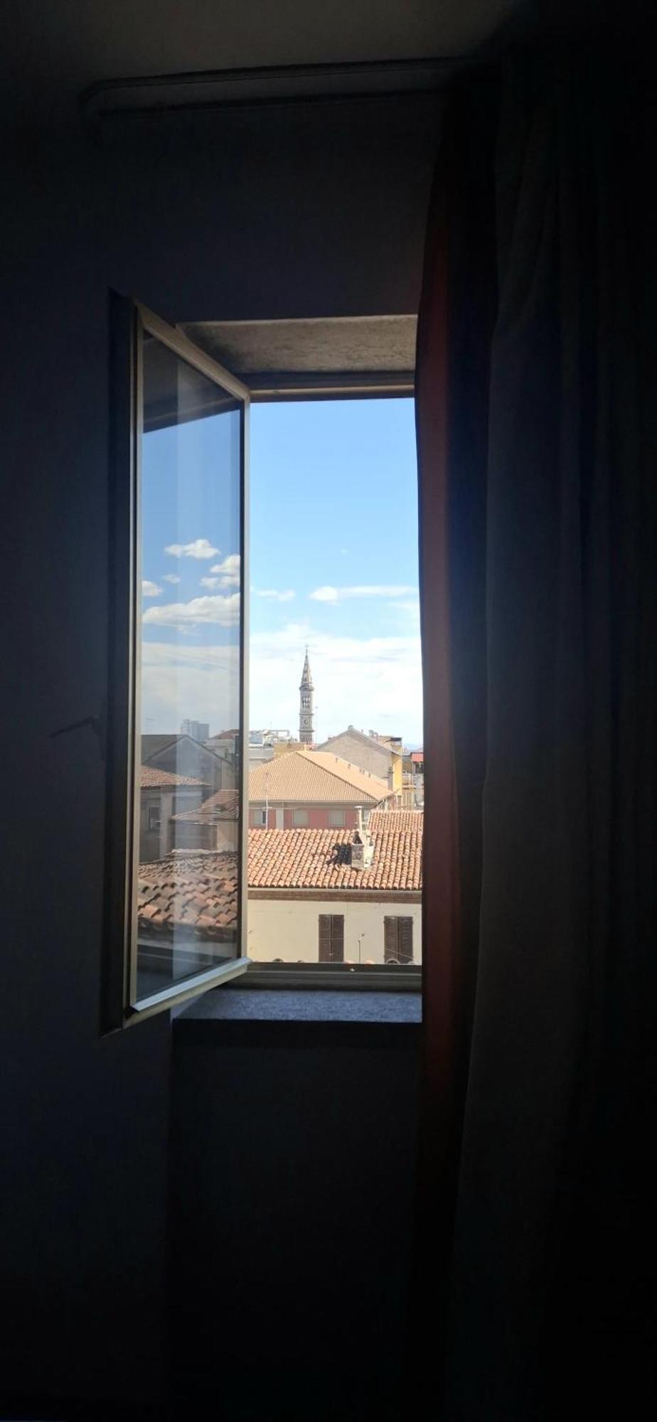 Hotel Lux Alessandria Ngoại thất bức ảnh