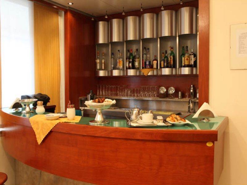 Hotel Lux Alessandria Ngoại thất bức ảnh